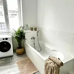 Apartament Design - Parking - Kingsize-bett - 2x Bad - Zentrum *