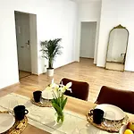 Design - Parking - Kingsize-bett - 2x Bad - Zentrum Apartament