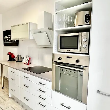 Apartament Design - Parking - Kingsize-bett - 2x Bad - Zentrum *